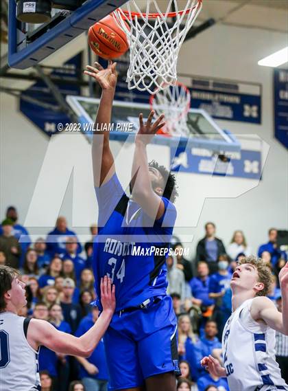 Thumbnail 3 in Rondout Valley vs. Burke Catholic (Section 9 Class B Final) photogallery.