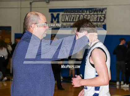 Thumbnail 1 in Rondout Valley vs. Burke Catholic (Section 9 Class B Final) photogallery.