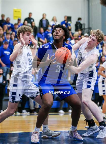 Thumbnail 2 in Rondout Valley vs. Burke Catholic (Section 9 Class B Final) photogallery.