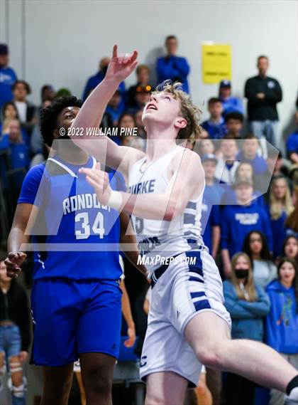 Thumbnail 3 in Rondout Valley vs. Burke Catholic (Section 9 Class B Final) photogallery.
