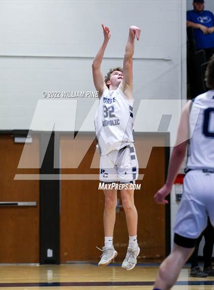 Thumbnail 3 in Rondout Valley vs. Burke Catholic (Section 9 Class B Final) photogallery.