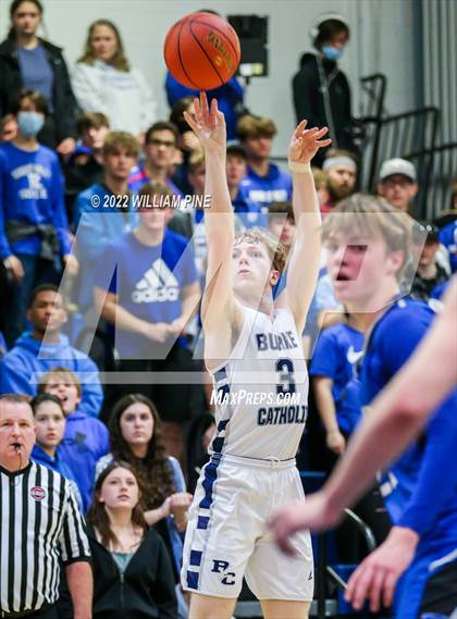 Thumbnail 3 in Rondout Valley vs. Burke Catholic (Section 9 Class B Final) photogallery.