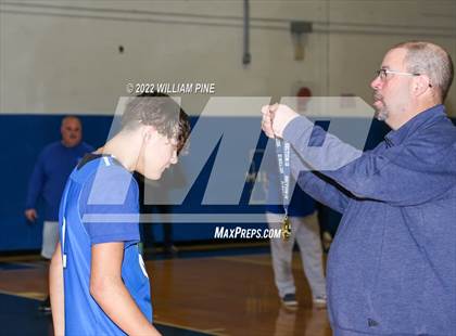 Thumbnail 2 in Rondout Valley vs. Burke Catholic (Section 9 Class B Final) photogallery.
