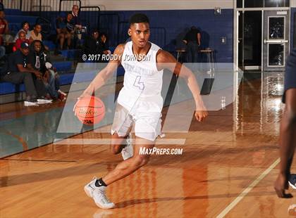 Thumbnail 1 in Duncanville vs. Allen (McDonald's Texas Invitational) photogallery.