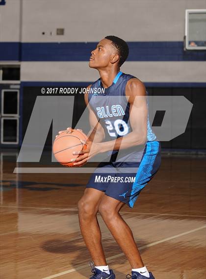 Thumbnail 2 in Duncanville vs. Allen (McDonald's Texas Invitational) photogallery.