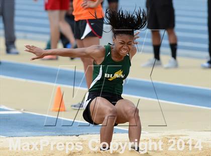 Thumbnail 3 in NCHSAA 2A Girls Track & Field Championships photogallery.