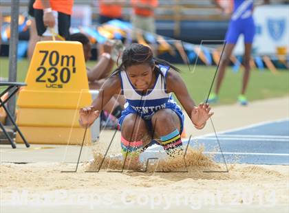 Thumbnail 1 in NCHSAA 2A Girls Track & Field Championships photogallery.