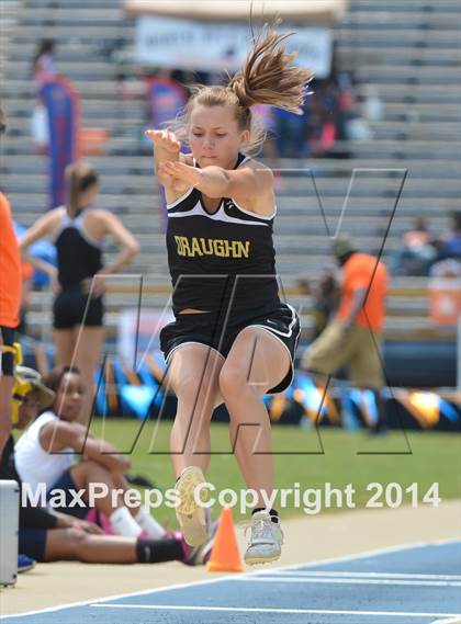 Thumbnail 3 in NCHSAA 2A Girls Track & Field Championships photogallery.