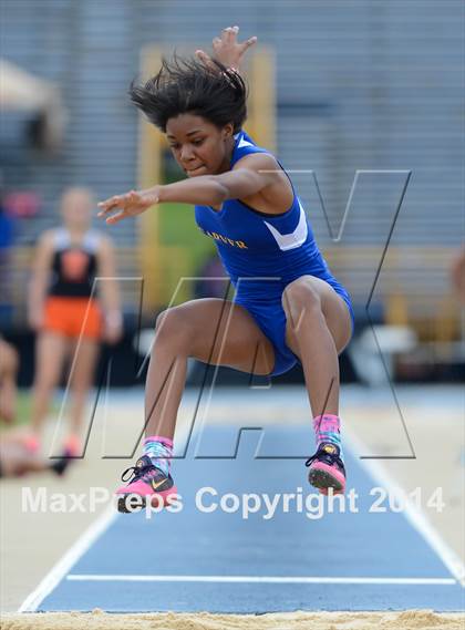 Thumbnail 1 in NCHSAA 2A Girls Track & Field Championships photogallery.