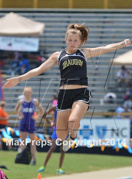 Thumbnail 2 in NCHSAA 2A Girls Track & Field Championships photogallery.