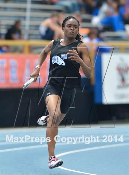 Thumbnail 2 in NCHSAA 2A Girls Track & Field Championships photogallery.