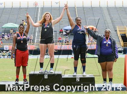 Thumbnail 2 in NCHSAA 2A Girls Track & Field Championships photogallery.