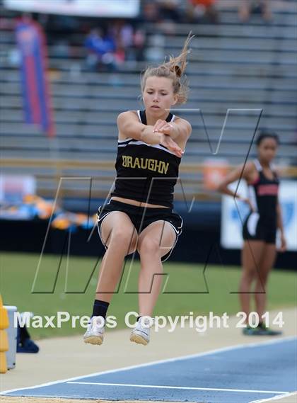Thumbnail 3 in NCHSAA 2A Girls Track & Field Championships photogallery.