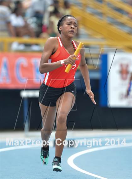 Thumbnail 2 in NCHSAA 2A Girls Track & Field Championships photogallery.