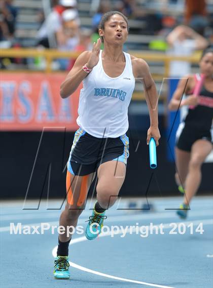 Thumbnail 1 in NCHSAA 2A Girls Track & Field Championships photogallery.