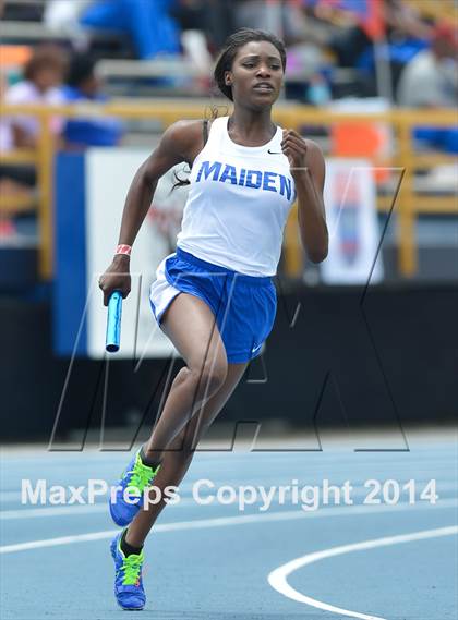 Thumbnail 3 in NCHSAA 2A Girls Track & Field Championships photogallery.