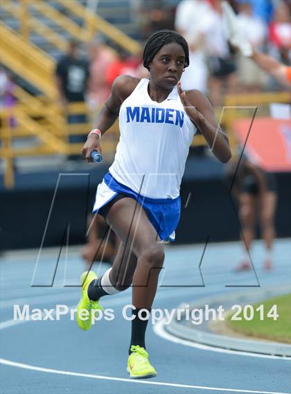 Thumbnail 2 in NCHSAA 2A Girls Track & Field Championships photogallery.