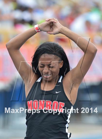 Thumbnail 3 in NCHSAA 2A Girls Track & Field Championships photogallery.