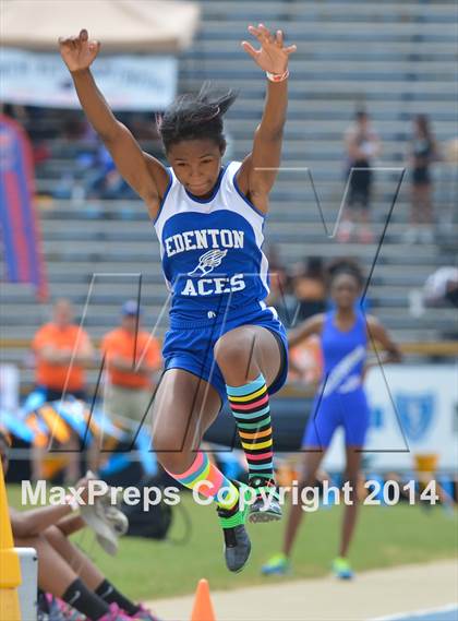 Thumbnail 3 in NCHSAA 2A Girls Track & Field Championships photogallery.