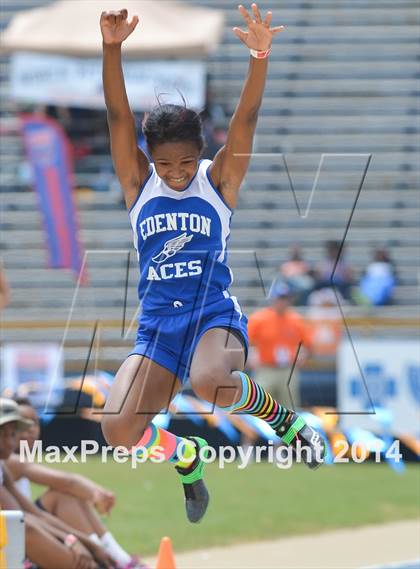 Thumbnail 1 in NCHSAA 2A Girls Track & Field Championships photogallery.