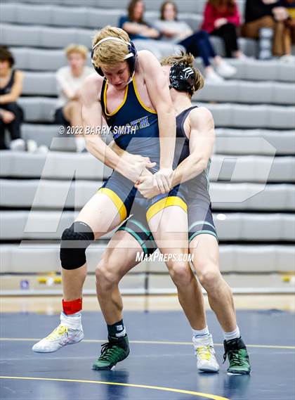 Thumbnail 1 in Niwot vs Timnath photogallery.