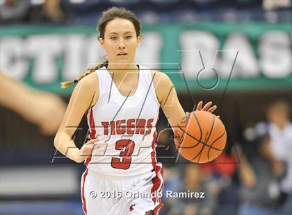 Thumbnail 3 in Bonita Vista vs Imperial (CIF SDS D2 Final) photogallery.