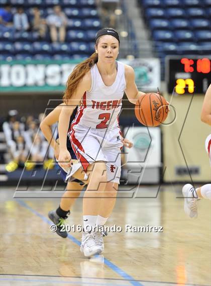 Thumbnail 2 in Bonita Vista vs Imperial (CIF SDS D2 Final) photogallery.