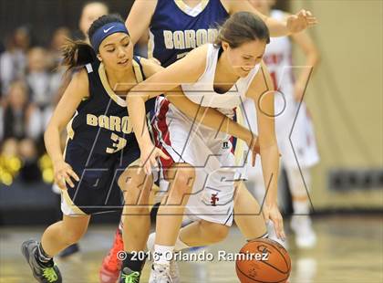 Thumbnail 3 in Bonita Vista vs Imperial (CIF SDS D2 Final) photogallery.