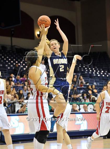 Thumbnail 2 in Bonita Vista vs Imperial (CIF SDS D2 Final) photogallery.