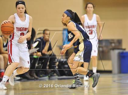 Thumbnail 2 in Bonita Vista vs Imperial (CIF SDS D2 Final) photogallery.