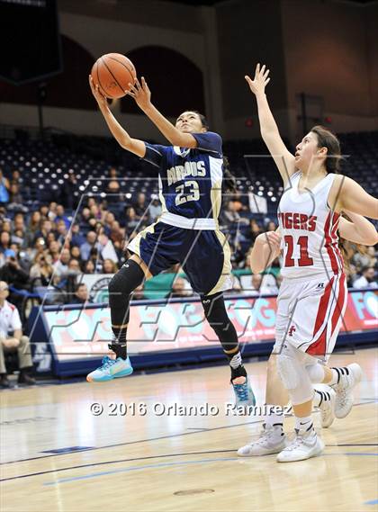 Thumbnail 3 in Bonita Vista vs Imperial (CIF SDS D2 Final) photogallery.