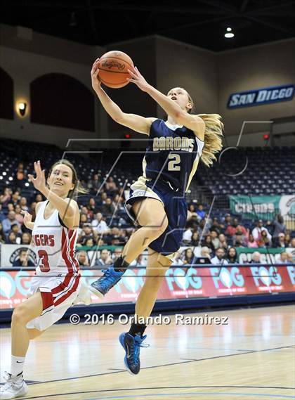Thumbnail 3 in Bonita Vista vs Imperial (CIF SDS D2 Final) photogallery.