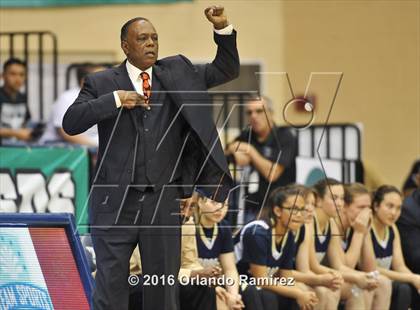 Thumbnail 3 in Bonita Vista vs Imperial (CIF SDS D2 Final) photogallery.
