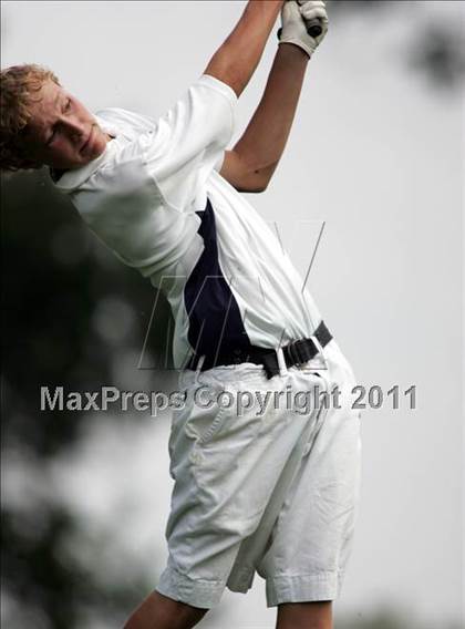 Thumbnail 3 in Roosevelt Invitational photogallery.
