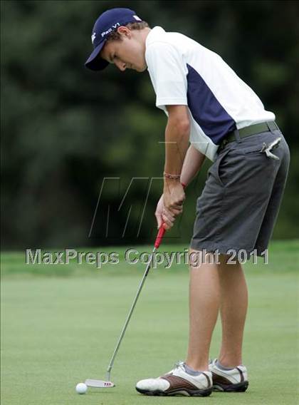 Thumbnail 3 in Roosevelt Invitational photogallery.