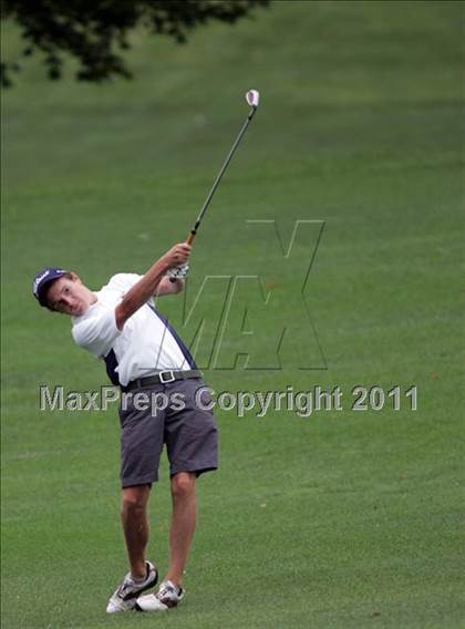 Thumbnail 2 in Roosevelt Invitational photogallery.