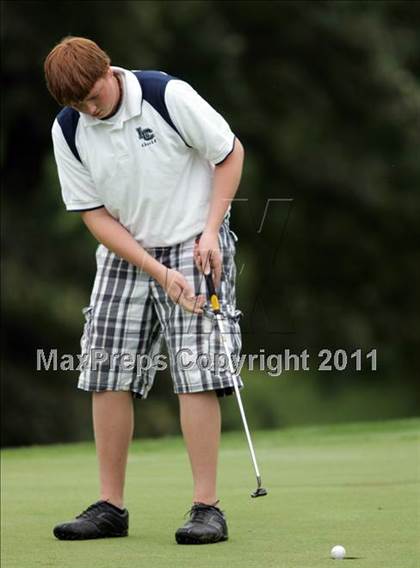 Thumbnail 3 in Roosevelt Invitational photogallery.