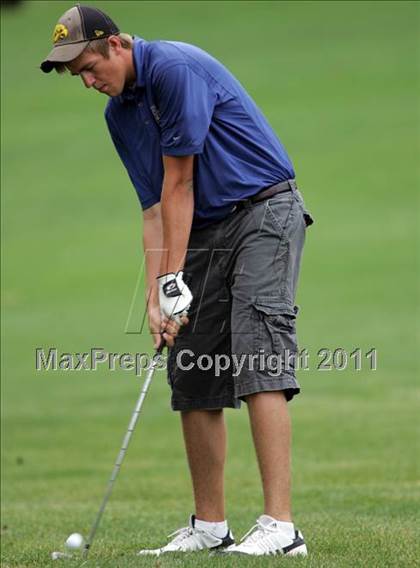 Thumbnail 3 in Roosevelt Invitational photogallery.