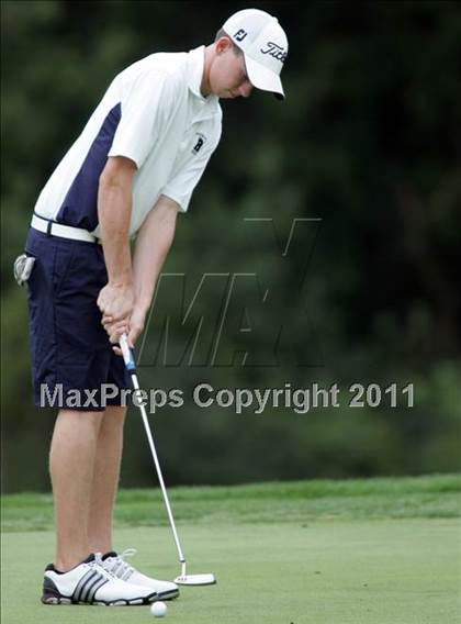 Thumbnail 1 in Roosevelt Invitational photogallery.