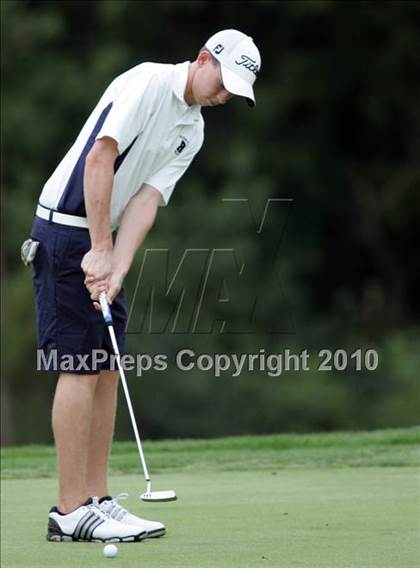 Thumbnail 2 in Roosevelt Invitational photogallery.