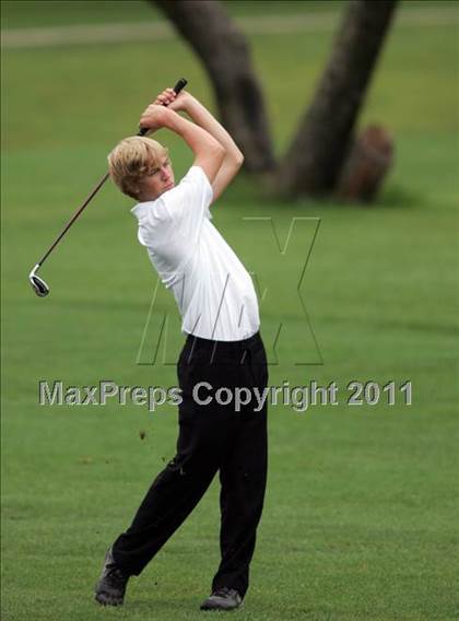 Thumbnail 3 in Roosevelt Invitational photogallery.