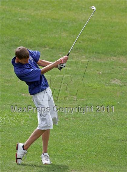 Thumbnail 2 in Roosevelt Invitational photogallery.