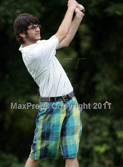 Thumbnail 3 in Roosevelt Invitational photogallery.