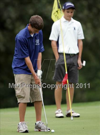 Thumbnail 2 in Roosevelt Invitational photogallery.