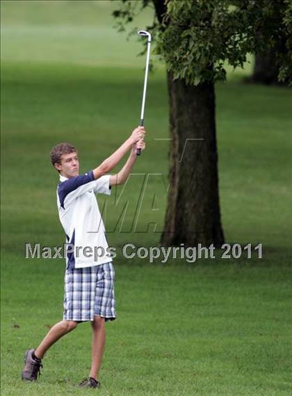 Thumbnail 3 in Roosevelt Invitational photogallery.
