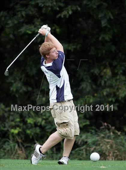 Thumbnail 3 in Roosevelt Invitational photogallery.