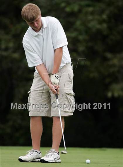 Thumbnail 3 in Roosevelt Invitational photogallery.