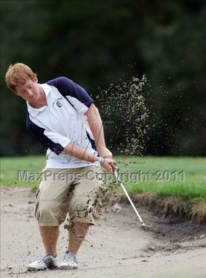 Thumbnail 3 in Roosevelt Invitational photogallery.