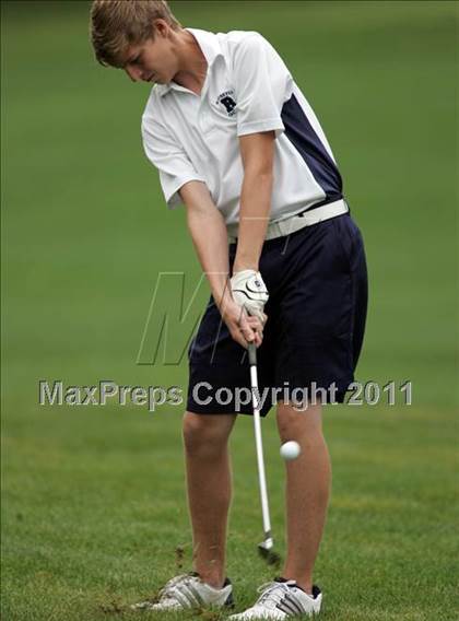Thumbnail 3 in Roosevelt Invitational photogallery.