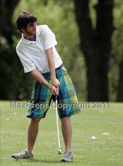 Thumbnail 2 in Roosevelt Invitational photogallery.